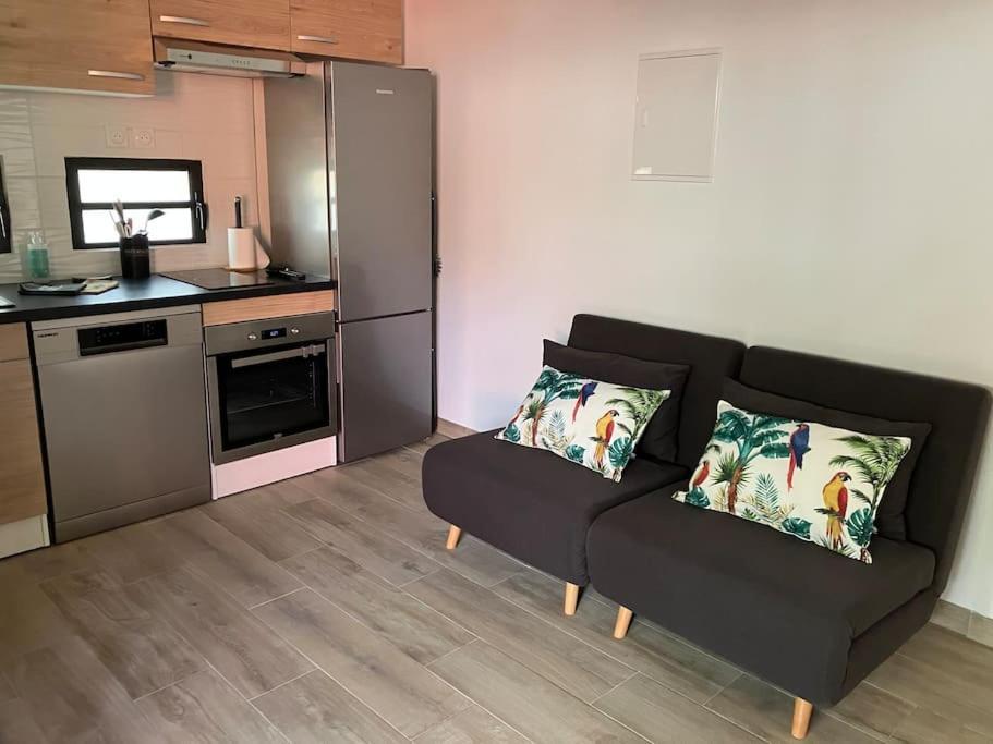 Kazacoco Bungalow A 5 Min A Pieds Du Lagon La Saline Les Bains Zewnętrze zdjęcie