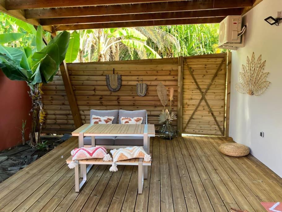 Kazacoco Bungalow A 5 Min A Pieds Du Lagon La Saline Les Bains Zewnętrze zdjęcie